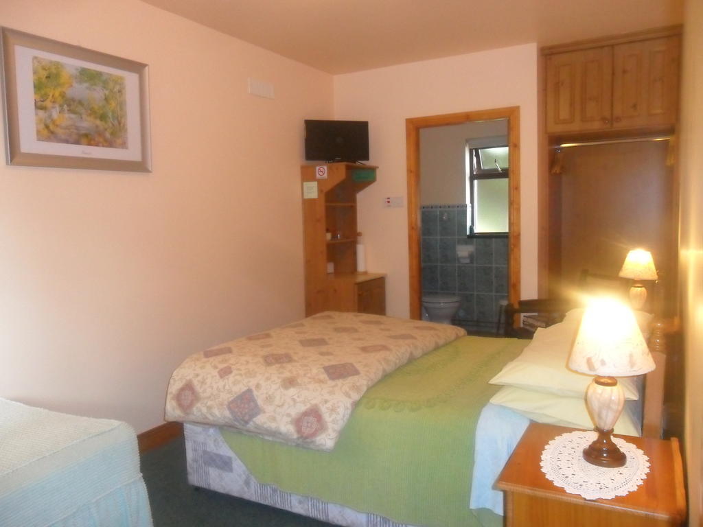 Glen House Room Only Accommodation Youghal Room photo